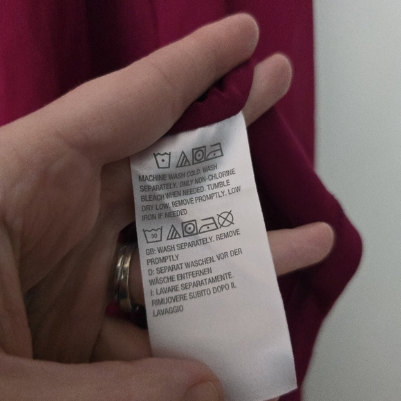 Susan Graver Liquid Knit Top Tank Flowy Burgandy Stretch Sleeveless Woman 2X - Picture 5 of 10